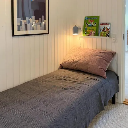 Beautiful Home In Ebeltoft With Wifi Nyaraló
