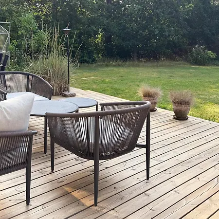 Casa vacanze Lovely In With Wifi